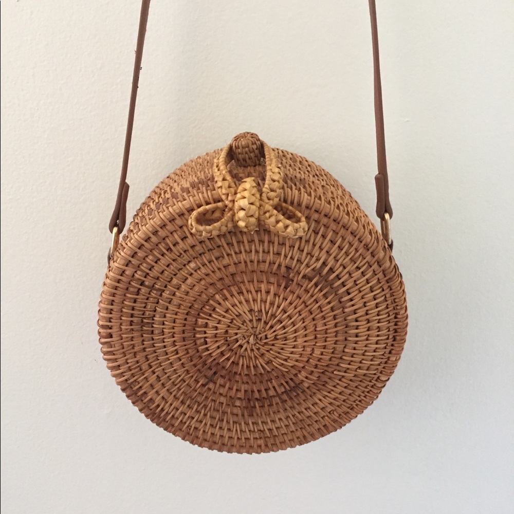 Round Basket Purse